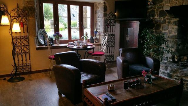 Le Domaine De Saint-Thomin Bed & Breakfast Nostang Luaran gambar